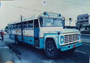 Recuerdos. En la sede se conservan fotografías de los primeros buses.