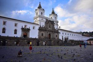 HISTORY.  It was the first temple of the Franciscans in the Royal Audience of Quito.