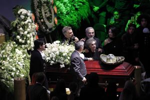 MÚSICA. Vicente Fernández falleció luego de haber estado tres meses hospitalizado.