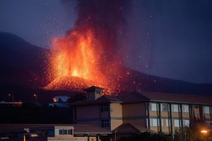 NATURALEZA. El 19 de septiembre de 2021, el volcán La Palma comenzó a erupcionar.