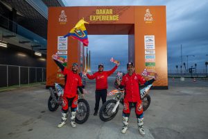 Respaldo. Carlos Puga, acompañó a su padre y hermano, en el Dakar 2022.