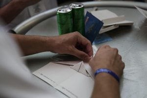 avioncitos de papel| Diario La Hora