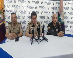 Representantes de la Policía Nacional dieron detalles del operativo.